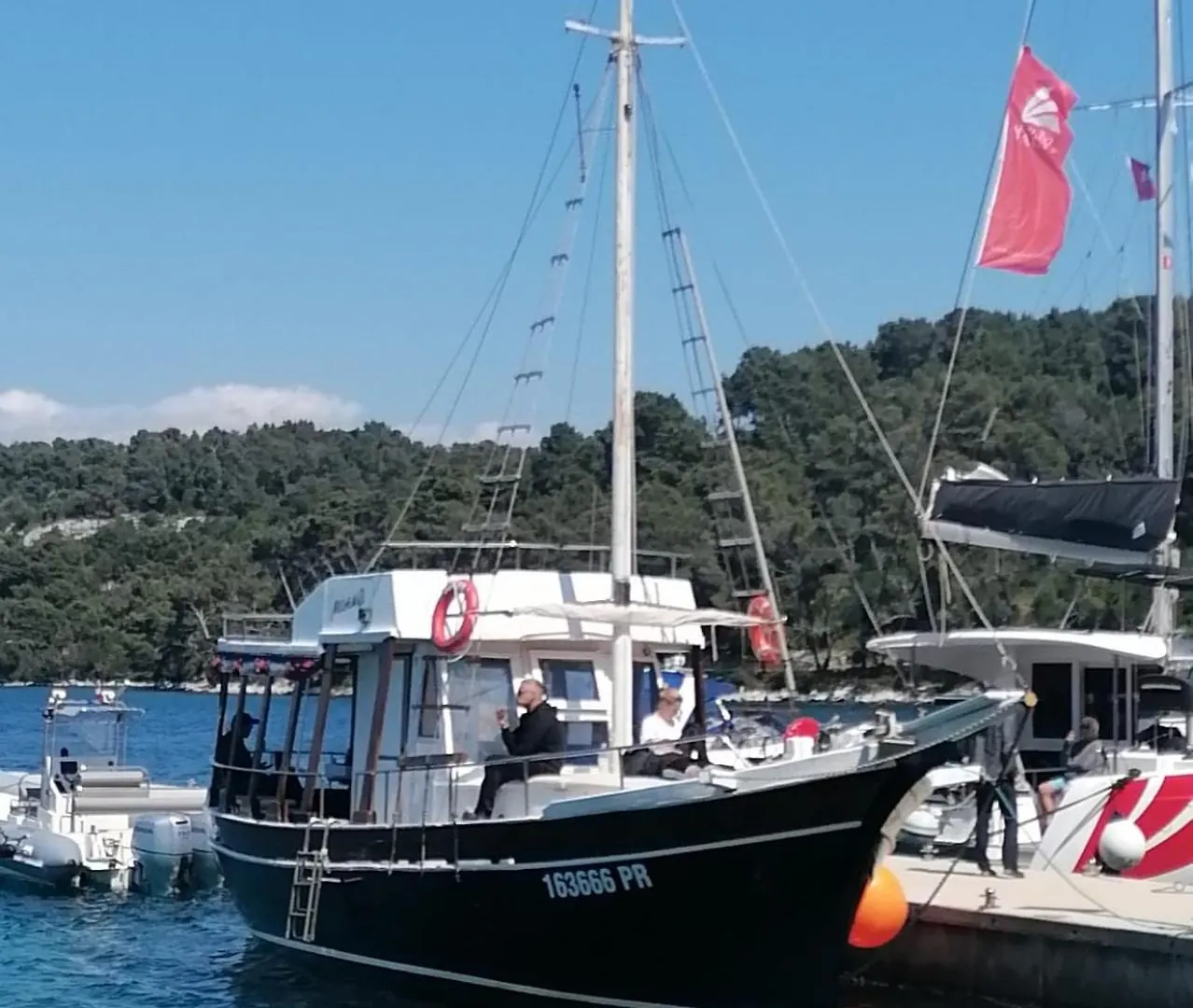 Mirta Tours Hotel Dobropoljana Croatia